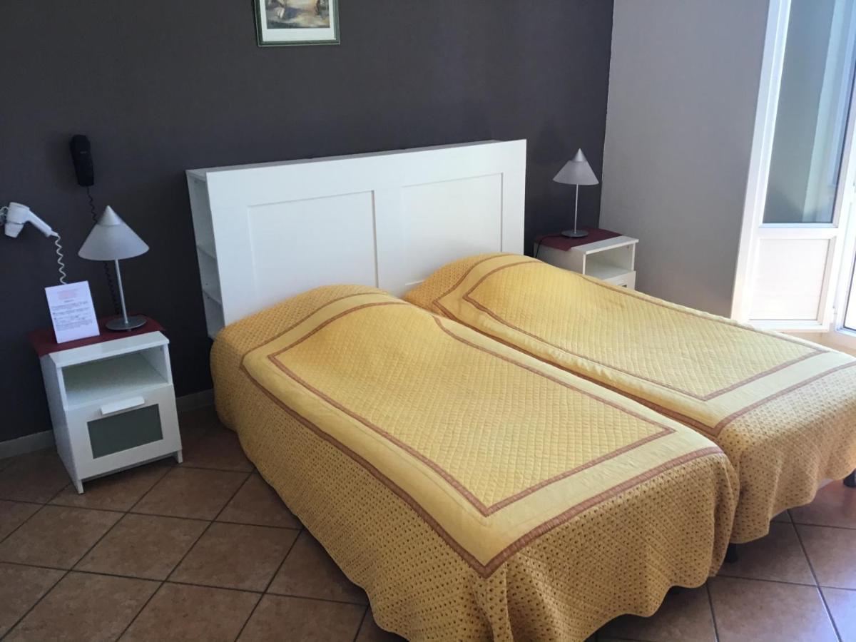 L'Ilot Fleuri Hotel Le Lavandou Buitenkant foto