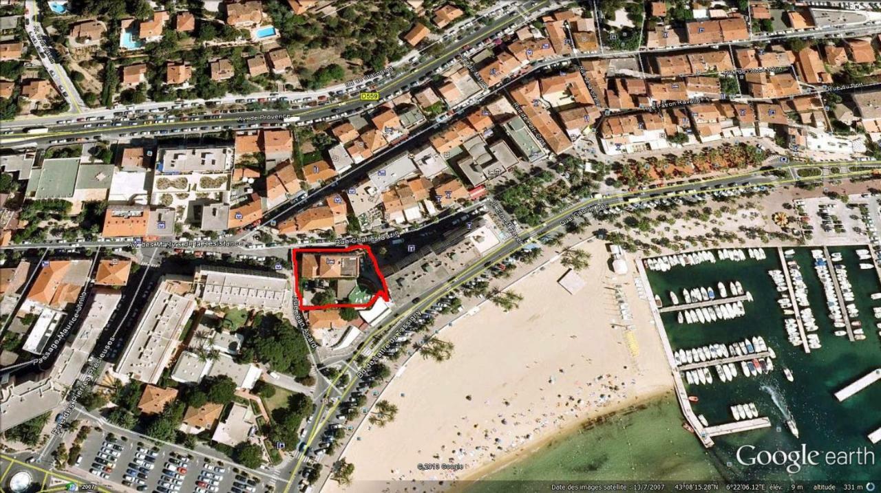 L'Ilot Fleuri Hotel Le Lavandou Buitenkant foto